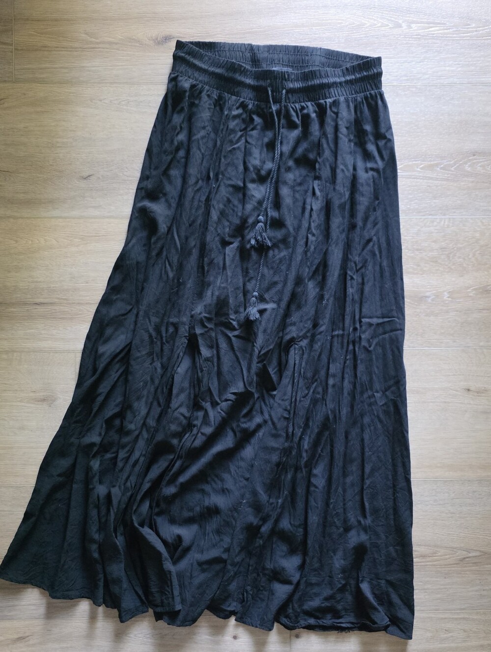 Torrid Black Crinkle Gauze Maxi Skirt